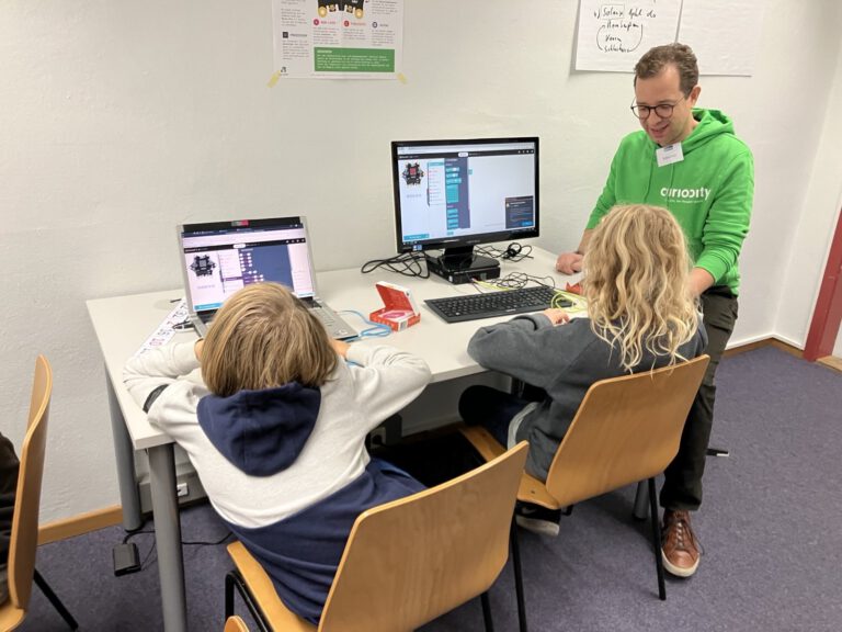 Read more about the article Das MINT-Garage-Jahr 2025